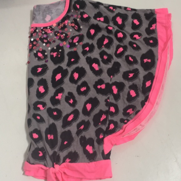 Justice Cheetah Print  Wide short sleeve - Picture 2 of 2